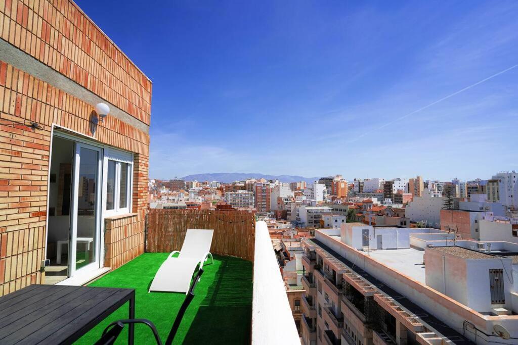 Luminoso Atico Con Vistas Al Mar Apartamento *